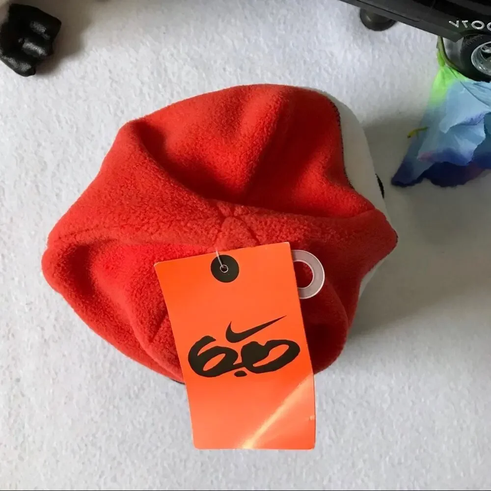 Nike 6.0 NWT Beanie For Youth Unisex 4-7 Years Old